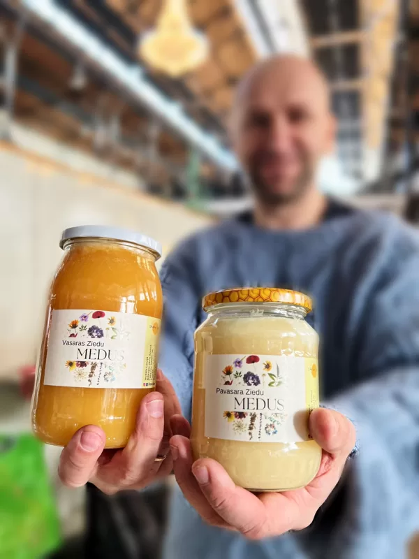 Drava San: Āgenskalna tirgū tirgots lielais medus  komplekts.